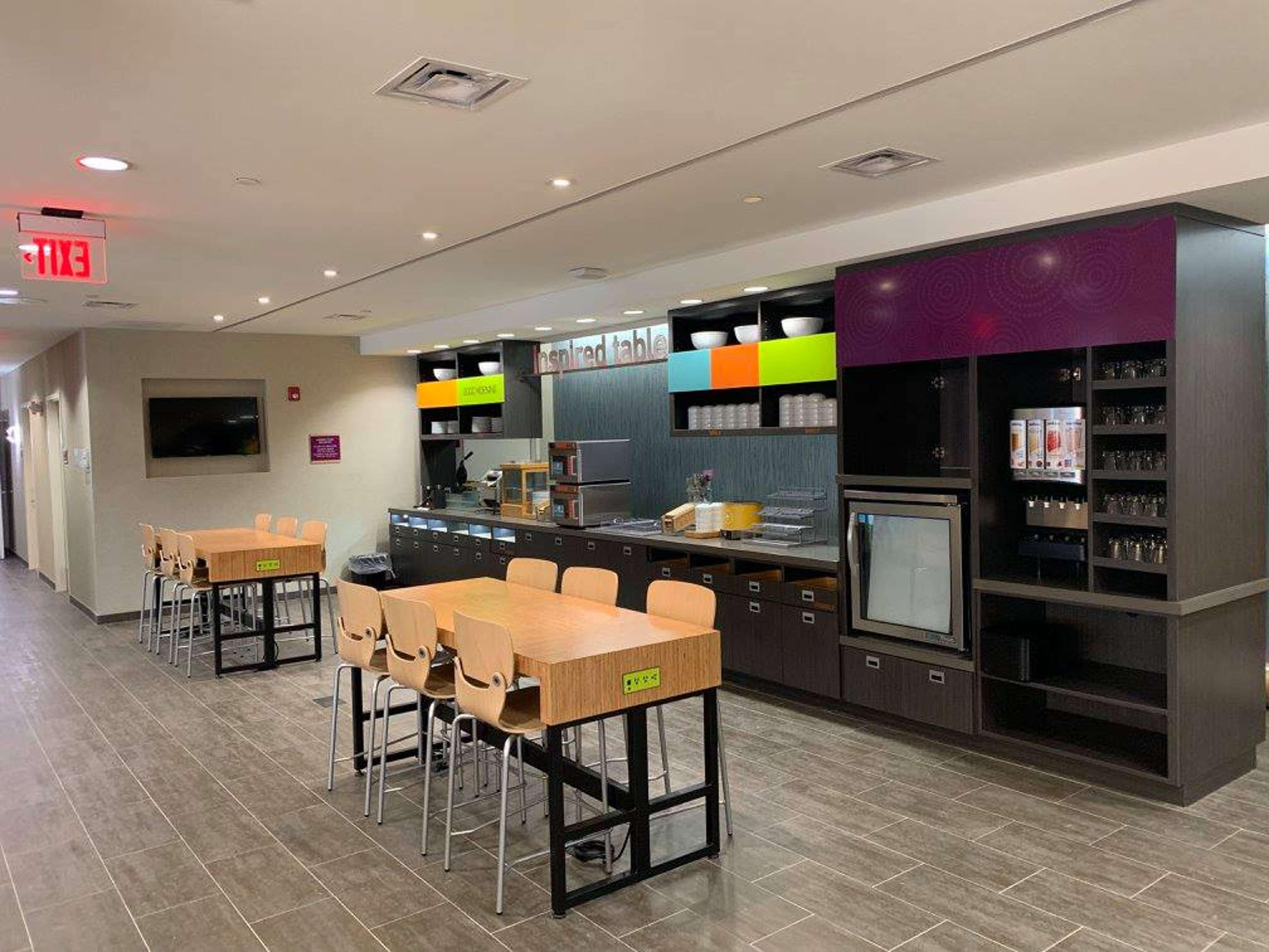 Home2 Suites By Hilton Newark Airport Ngoại thất bức ảnh