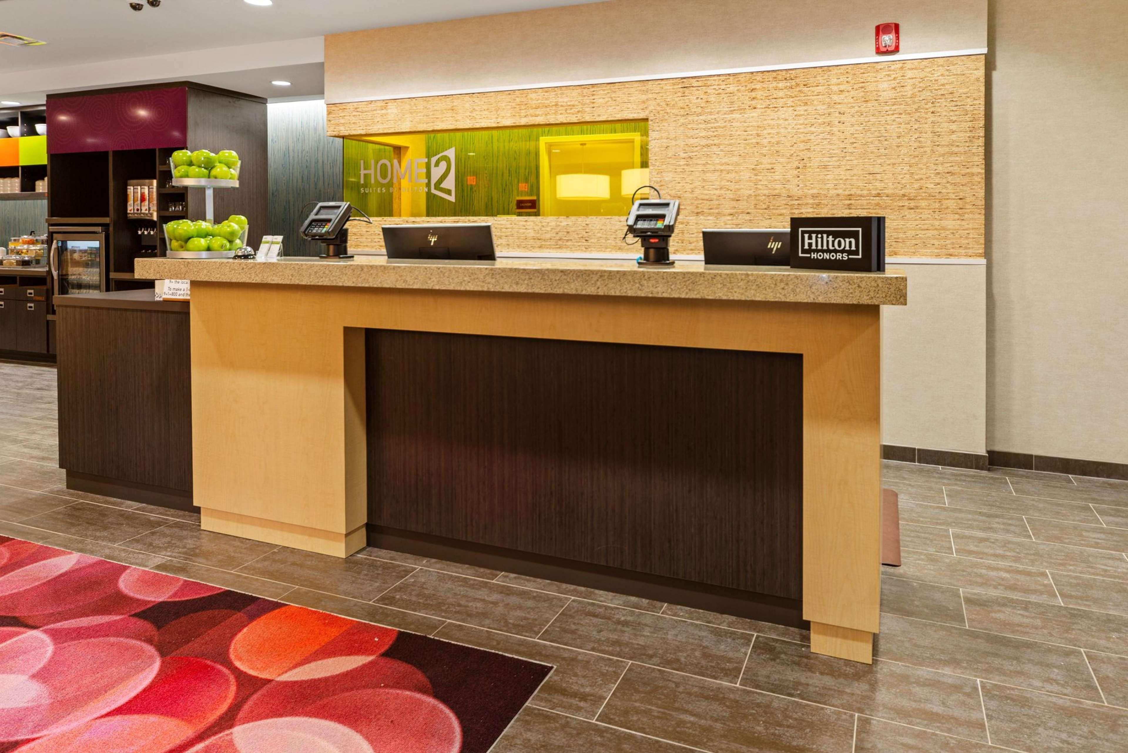 Home2 Suites By Hilton Newark Airport Ngoại thất bức ảnh
